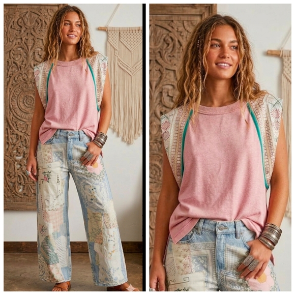 Casual Pink Sleeveless Tee with Embellished Detail - Picture 5 of 5